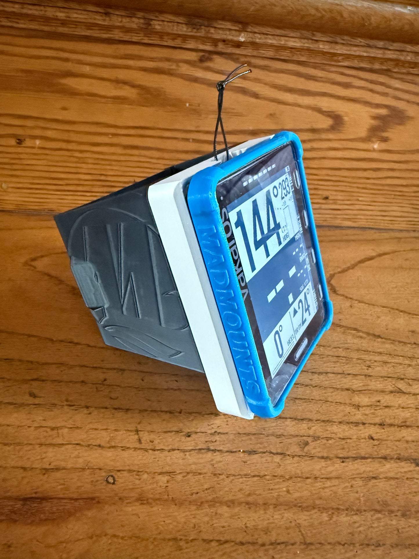 J/35 Mast Mount